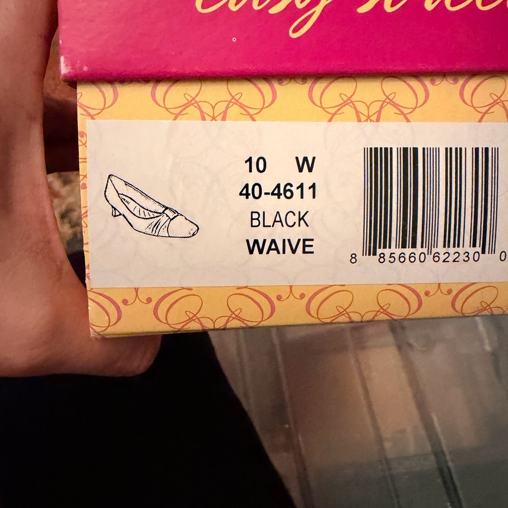 NIB Easy Street Women's Waive Shoes 10 wide, black - Picture 3 of 4